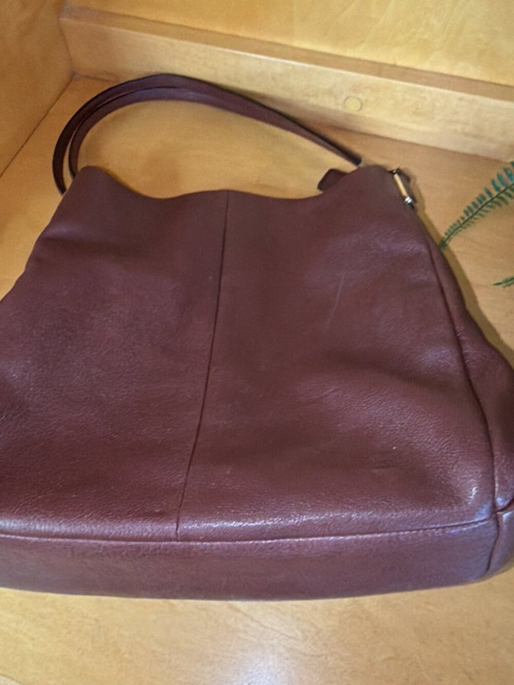 Coach Phoebe Burgundy Pebbled Leather Shoulder Bag | Classic Hobo Purse Like New - Picture 7 of 11